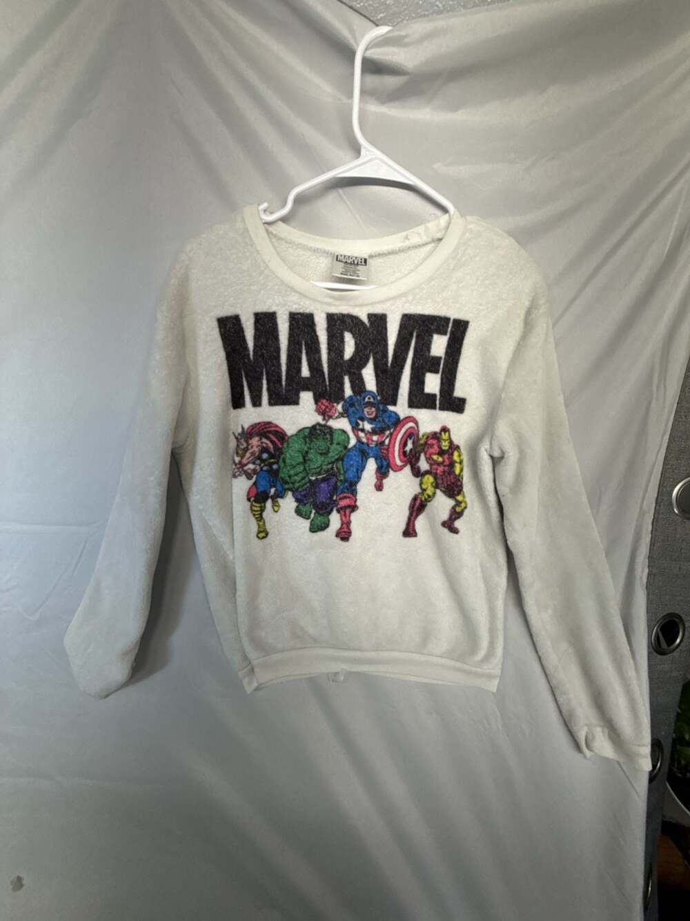 Vintage Marvel Avengers Fleece Sweatshirt Size M(7-9) White Graphic Superheroes